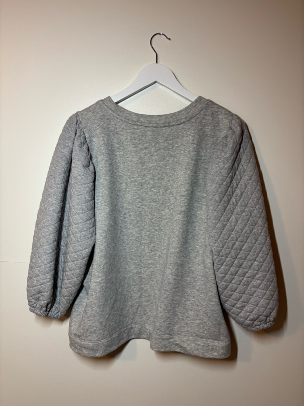 LOFT Light Heather Greg Quilted Puff Sleeve Sweatshirt, size XL - Picture 2 of 4